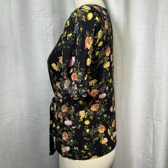 Blouse‎ Size Small Banana Republic Tie Front Floral Rayon Black Dark Cottagecore - Picture 6 of 11